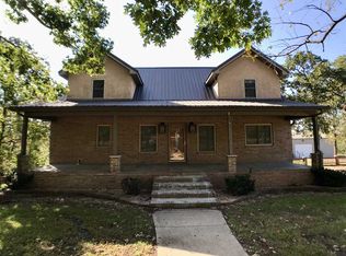 19822 Cedar Gate Dr, Warsaw, MO 65355