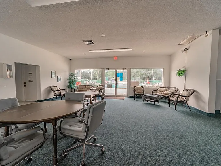 840 Center Ave #520 — Photo 28