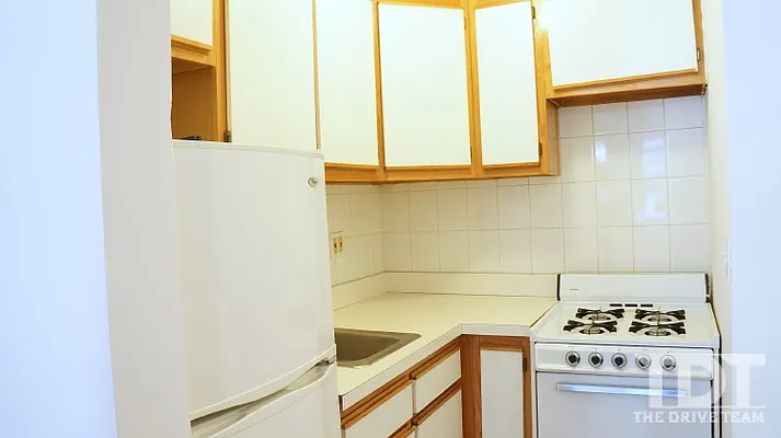 Rented by J Misrahi Realty Corp | media 14