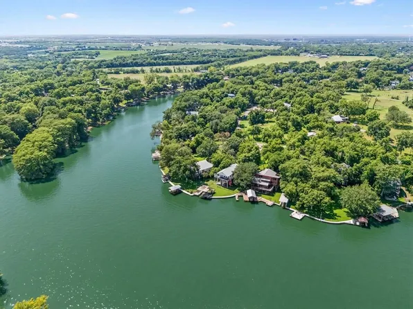 524 Turtle Lane, Seguin, TX 78155