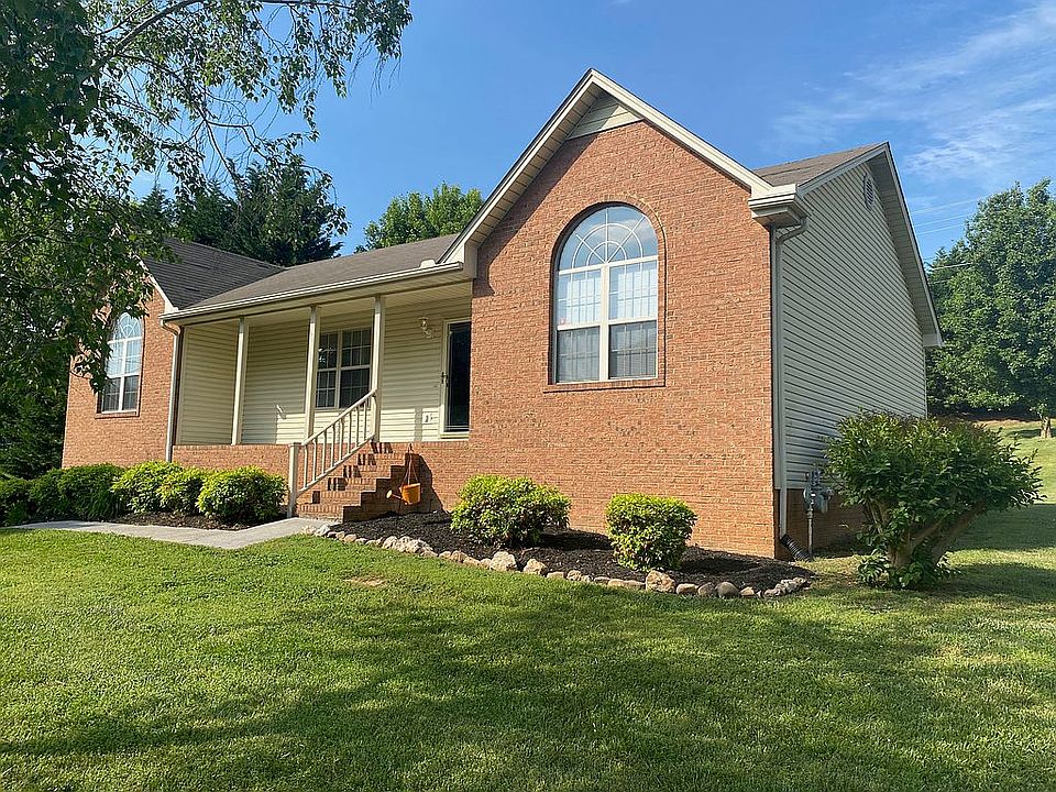 1st image of 834 Osprey Dr
