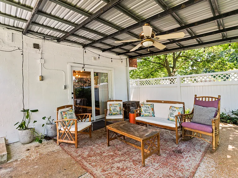 9845 Pebblestone Dr — Photo 24