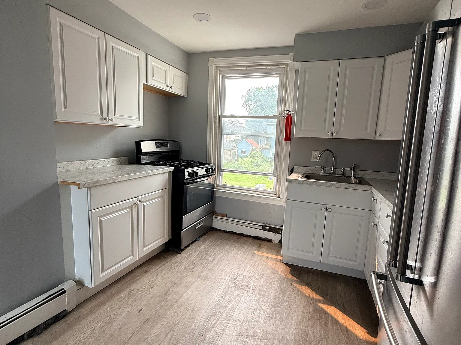4 bed, 2000 sqft, $2,300 — Photo 4