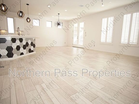4th image of 1746 Buckboard St