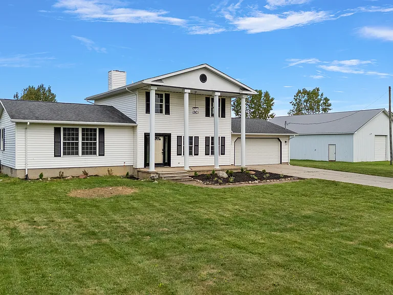 1442 Riley Center Rd — Photo 4