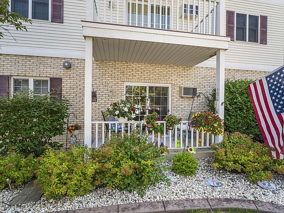 2nd image of 715 CANTERBERRY COURT #101