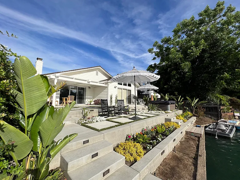 1721 Lakeshore Dr — Photo 22