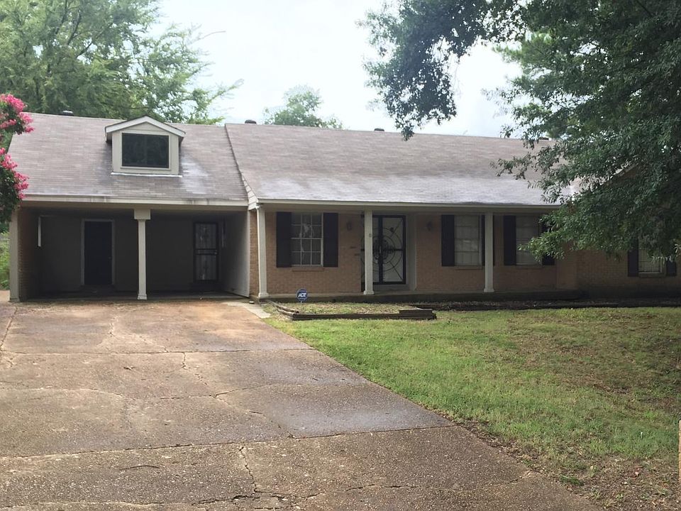 1st image of 4035 Twin Lakes Dr