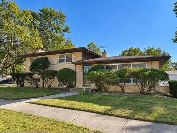 14700 Beachview Ter, Dolton, IL 60419