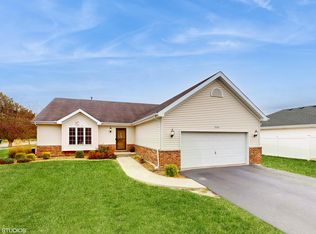 9421 Buchanan St, Crown Point, IN 46307