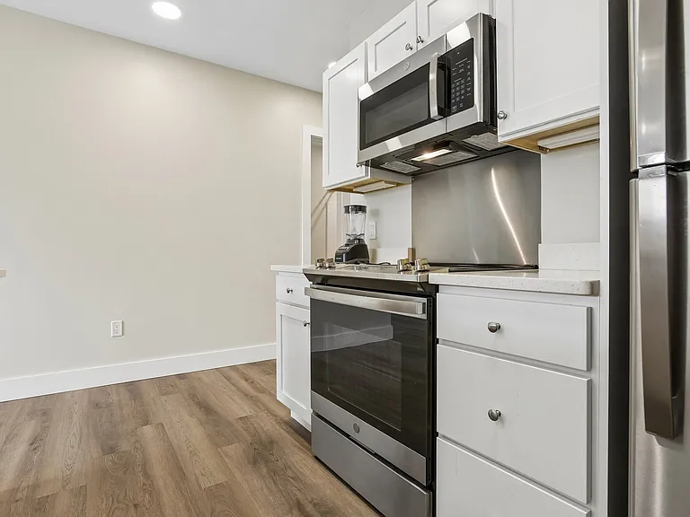 256 Captain Thomas Blvd #210 — Photo 6