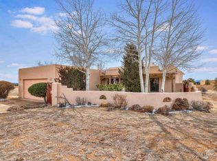 3 Lauro Rd, Santa Fe, NM 87508