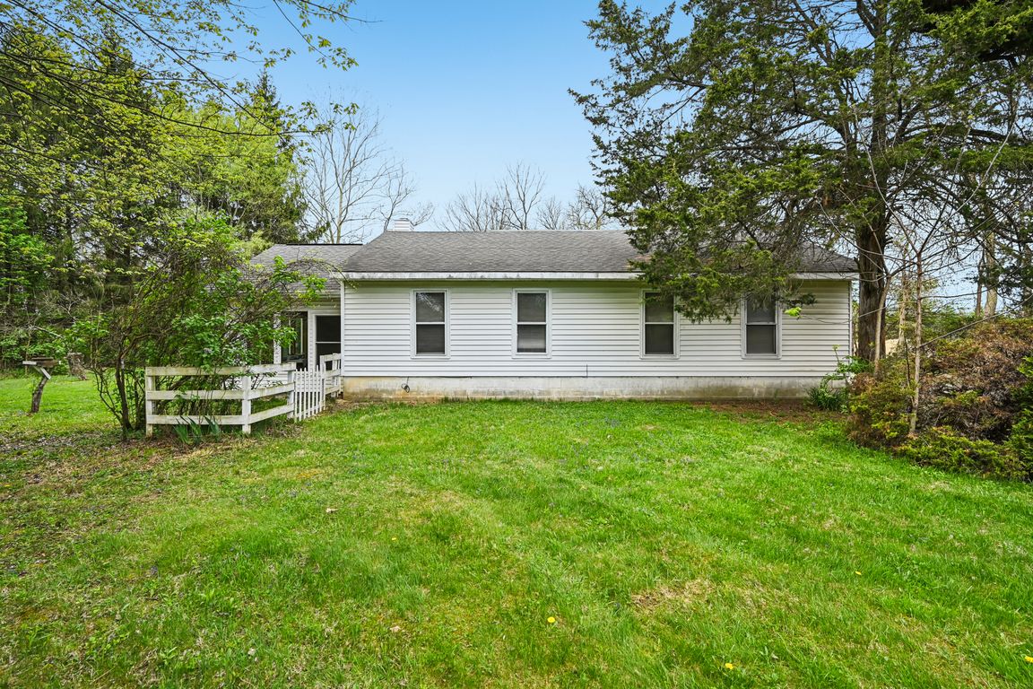 Saylor Rd-S1704-001.jpg