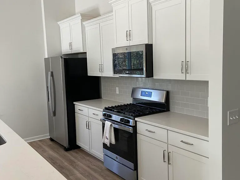 5728 Park West Cir — Photo 14