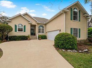 122 E Commons Dr, Saint Simons Island, GA 31522