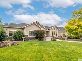 1384 Camballeria Dr, Carson City, NV 89701