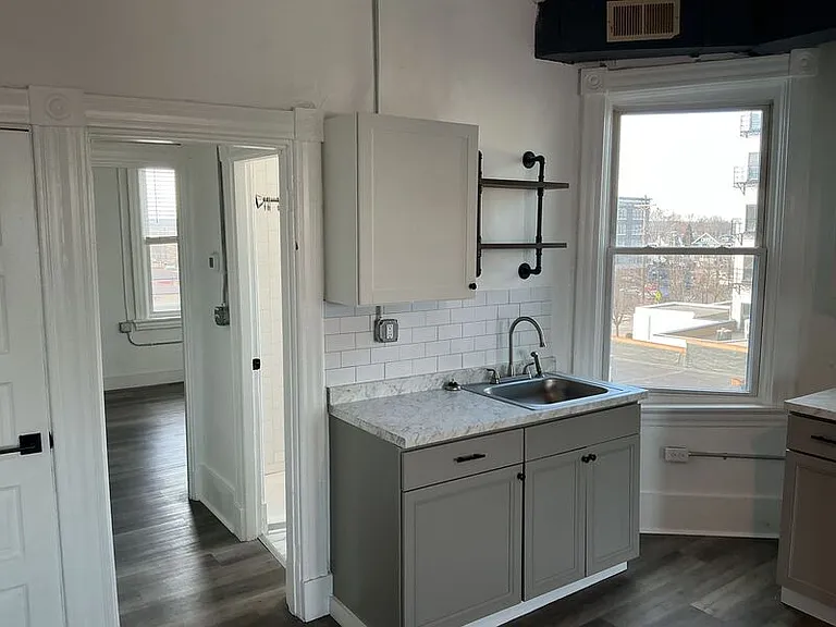 4539 Montgomery Rd #2 — Photo 6