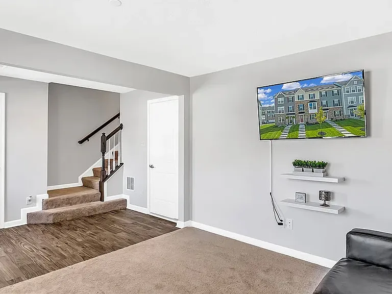 4204 Spruce Rd — Photo 17