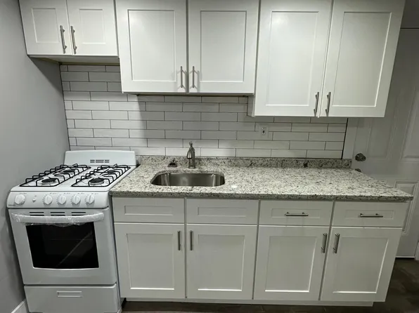 47 West St, Worcester, MA