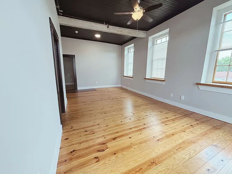 202 S Main St #214 — Photo 4