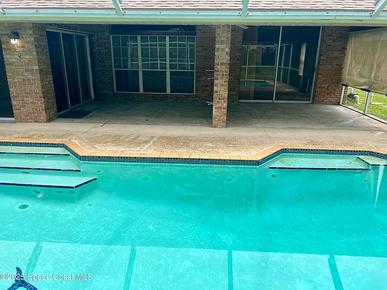 2372 Windham Dr — Photo 23