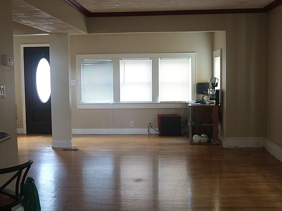 4th image of 39 Bradstreet Ave