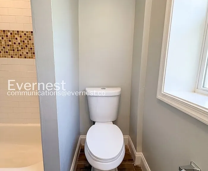 8202 Sheriff Rd — Photo 10
