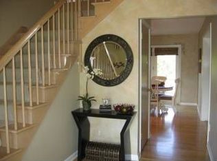 10512 N Haddonstone Pl, Mequon, WI 53092