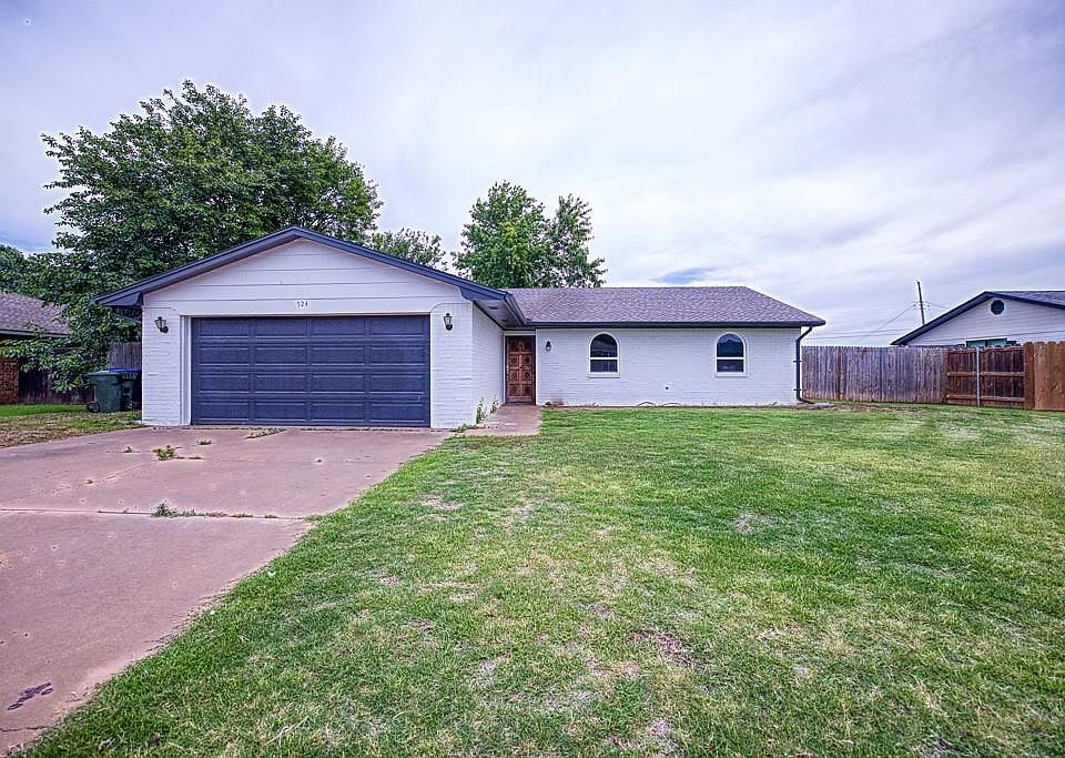 1st image of 524 Skyview Dr