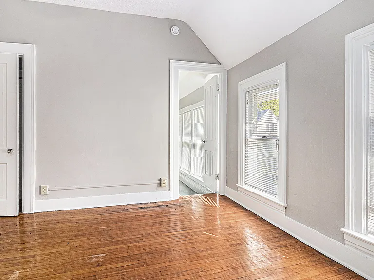 250 Paris Ave SE #3 — Photo 10