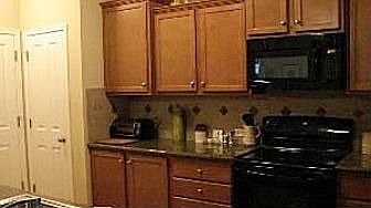 5th image of 7539 Kodiak Ave NE