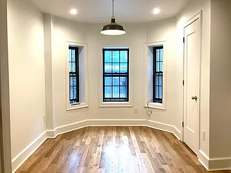 Rented by Brownstone Property Group