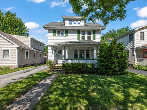 127 Castleford Rd, Rochester, NY 14616