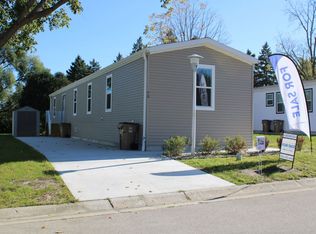 Arlington Plan, Westwood Estates, Pleasant Prairie, WI 53158