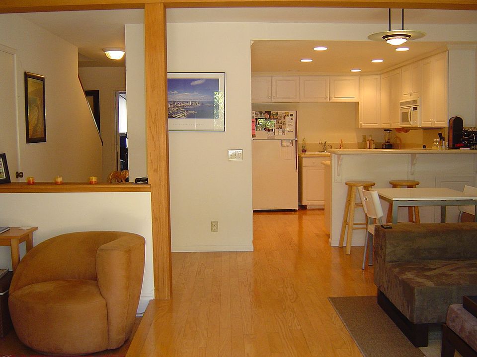 2nd image of 8346 Via Sonoma Unit C