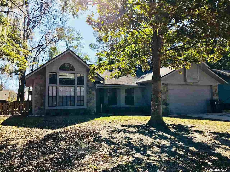 1st image of 5931 NW 44th Pl