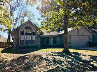 5931 NW 44th Pl, Gainesville, FL 32606