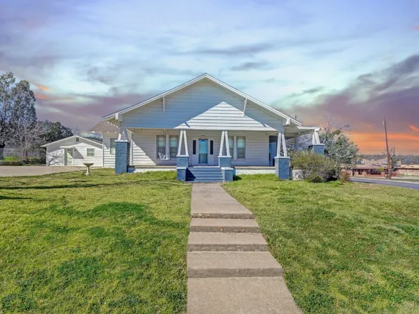 200 SW 6th Ave, Mineral Wells, TX 76067