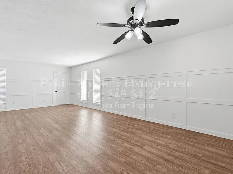 231 N Robson #7 — Photo 8