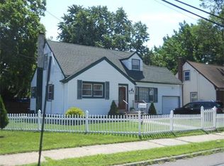 123 Vineyard Rd, Edison, NJ 08817