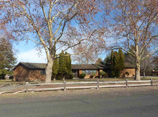 43604 E Shannon Ln, West Richland, WA 99353