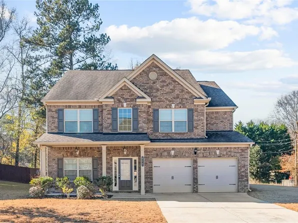 424 Live Oak Pass, Loganville, GA 30052