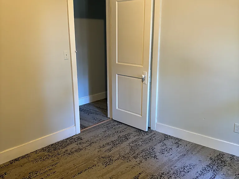 131 Wentworth Ave #131B — Photo 4