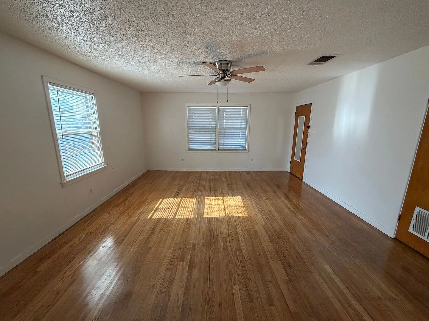 JW LO 3111 33rd Street — Photo 2