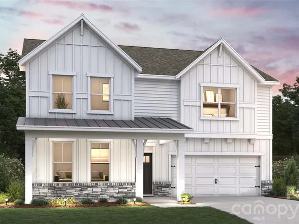 4225 Round Table Dr, Gastonia, NC 28056