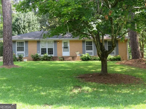 2938 Tiffany Dr SW, Marietta, GA 30008