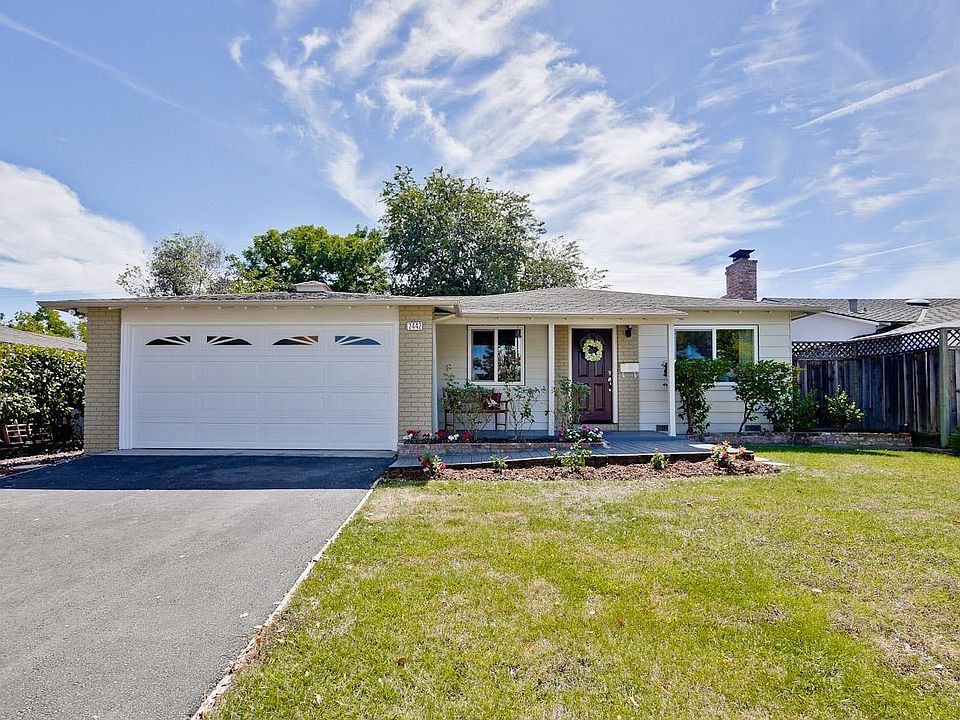 1st image of 7442 Stanford Pl