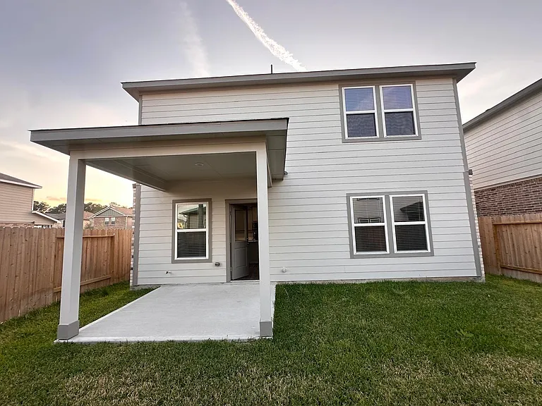 211 Brazen Forest Trl — Photo 12