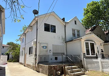 142-16 116th Avenue
