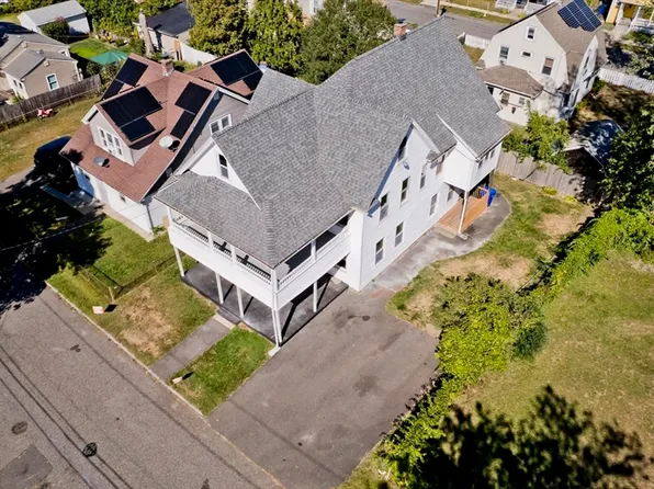 31-33 Balis St, Springfield, MA 01109